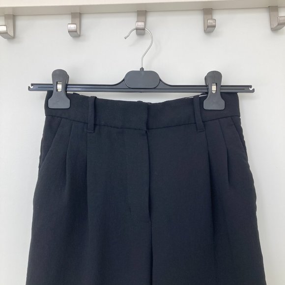 Aritzia Wilfred Effortless Pant (Cropped) - Picture 3 of 4